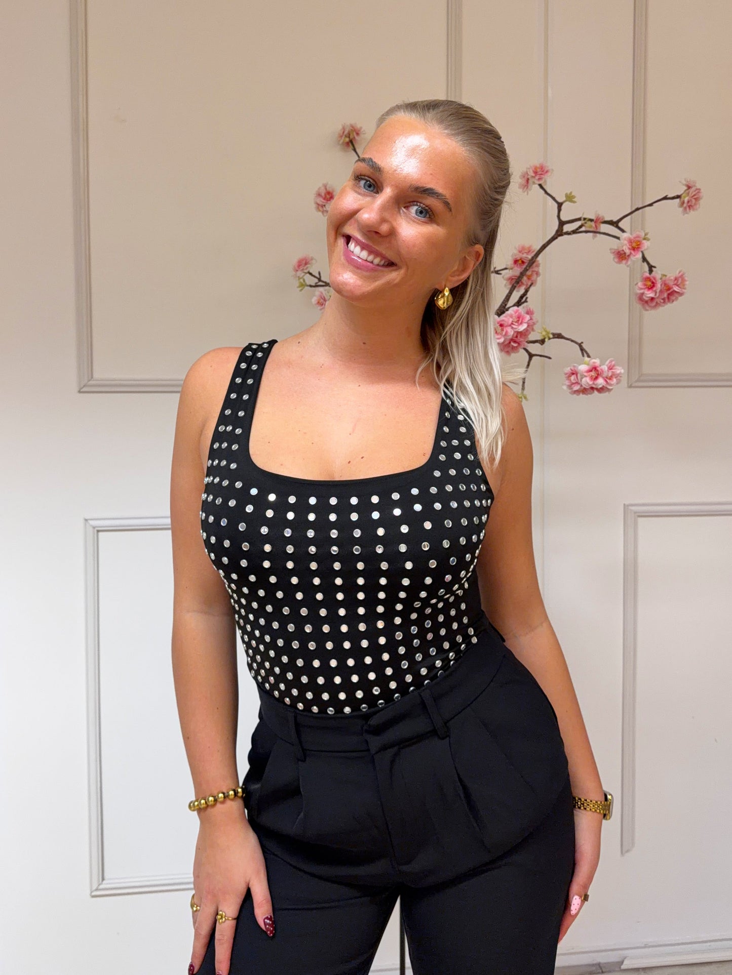 ME - Limited Studs Body