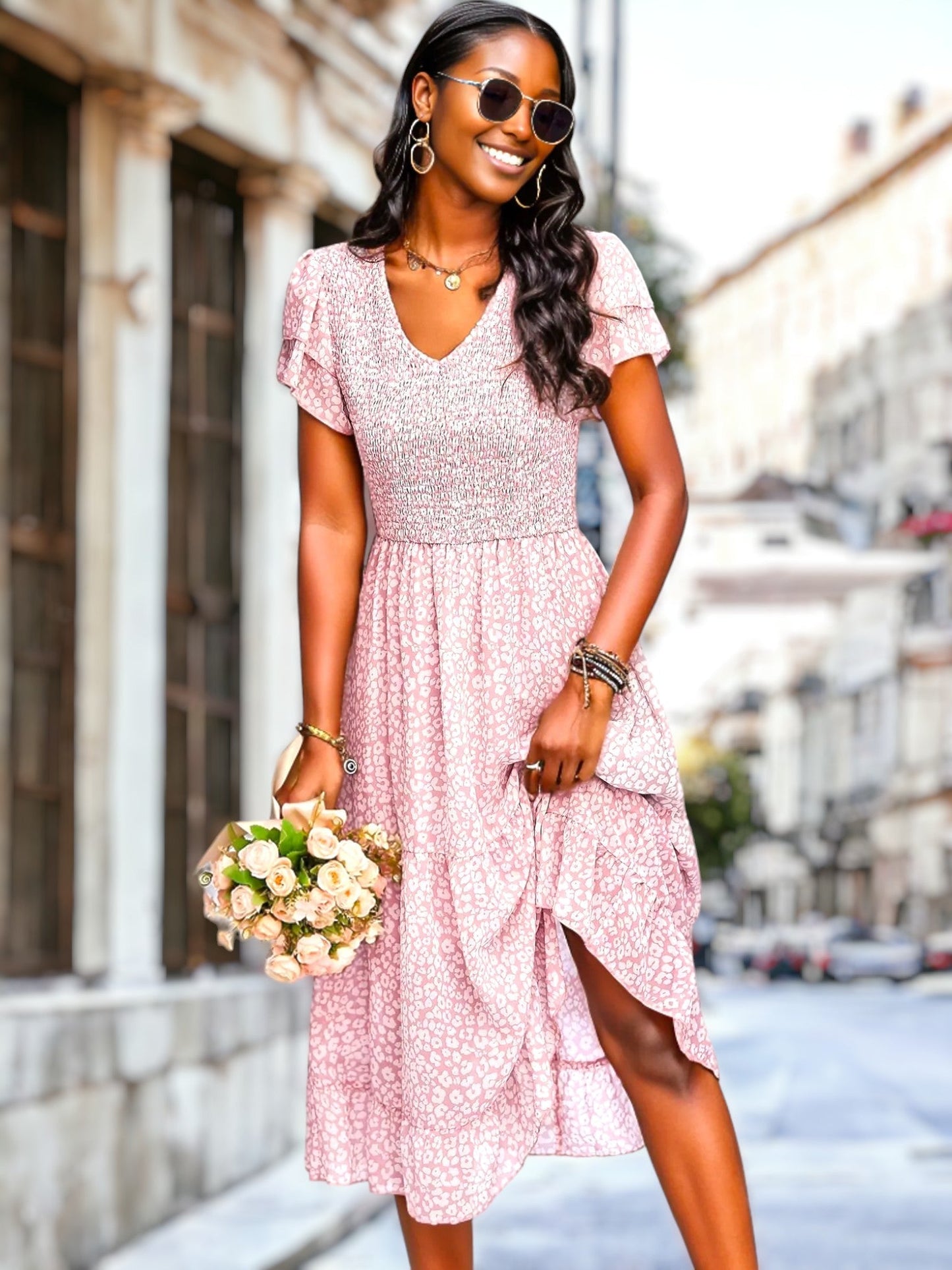 Susan - Jurk met V-hals en taps toelopende mouwen