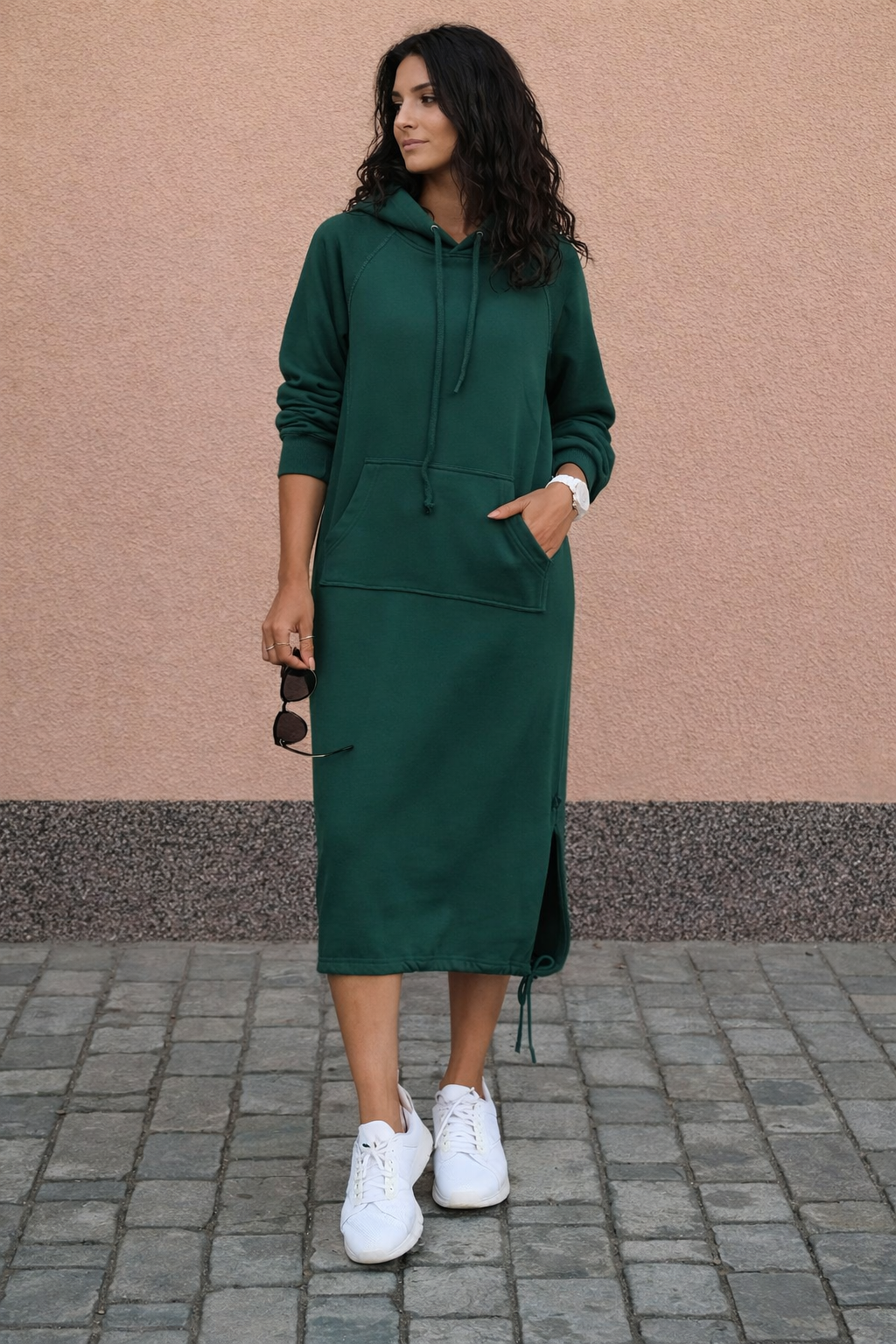 Damesjurk met lange capuchon - Lina