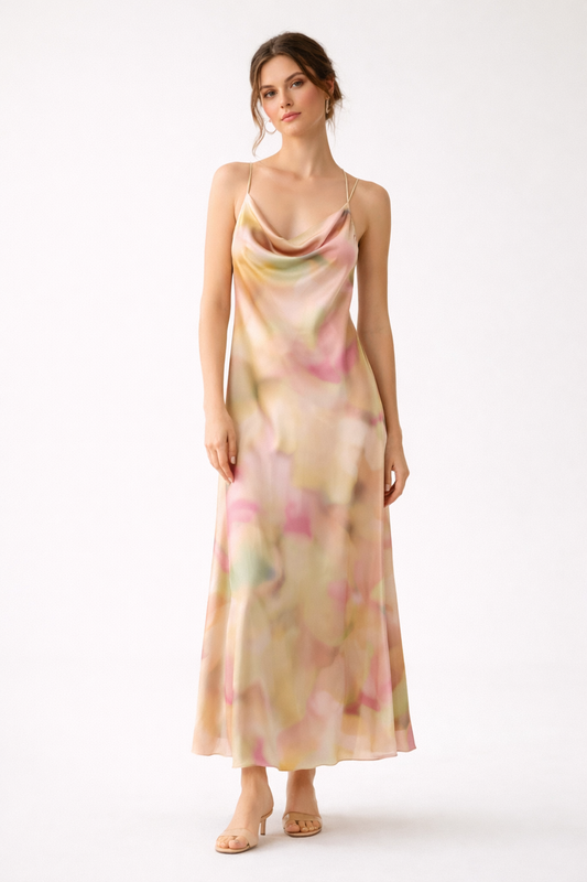 Lange damesjurk met dunne bandjes en decolleté - Elinor