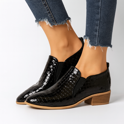 Vrouwelijke vegan oxford schoenen met geometrisch reliëf - Marcy